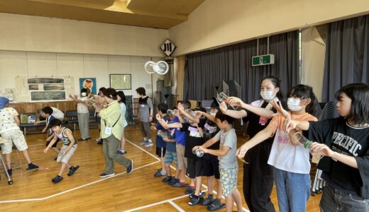 夏休みはみんなでわになろう！　　飯田市川路公民館